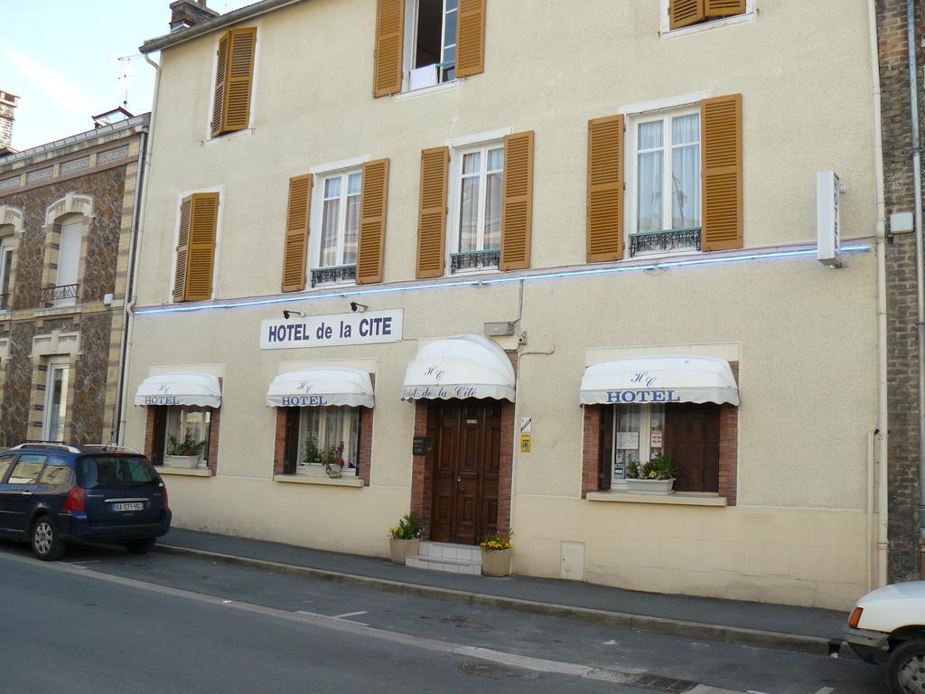 Hotel De La Cite Châlons-en-Champagne Екстериор снимка